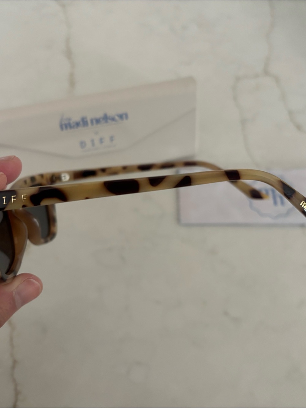 Diff Eyewear Madi Nelson Tortoiseshell Cat Eye Sunglasses - Brown/Black - Picture 2 of 2
